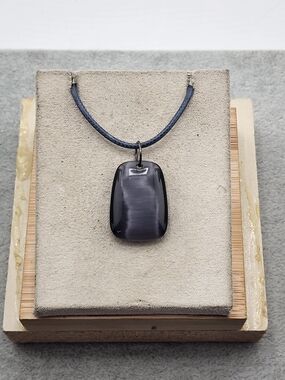Black Rectangular Stone Pendant Necklace